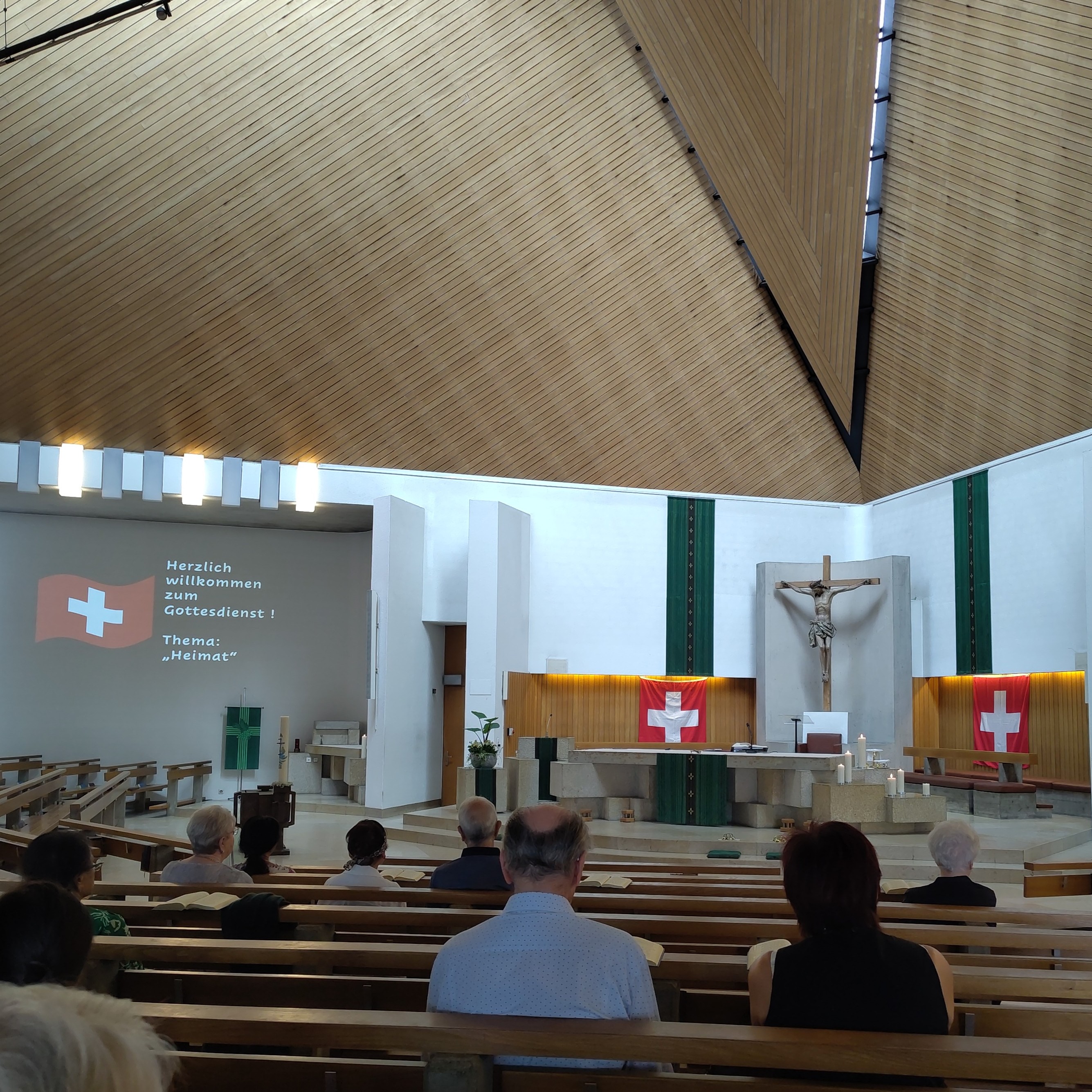 Gottesdienst in der St. Andreas, Uster ZH Gottesdienst in der St. Andreas, Uster ZH